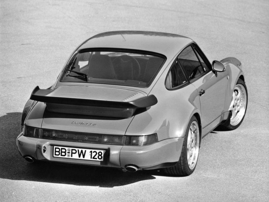  Porsche 911 Turbo 3.6 Coupe 1992 года  (фото 2 из 16)